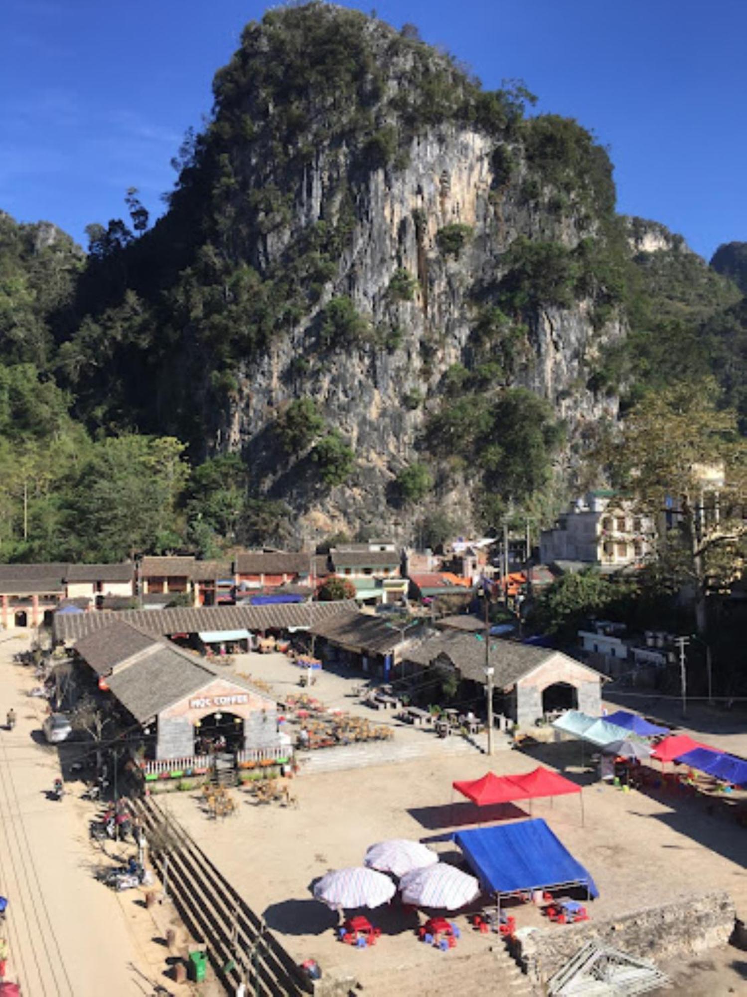 Thai Thinh Hotel Dong Van  Exteriér fotografie